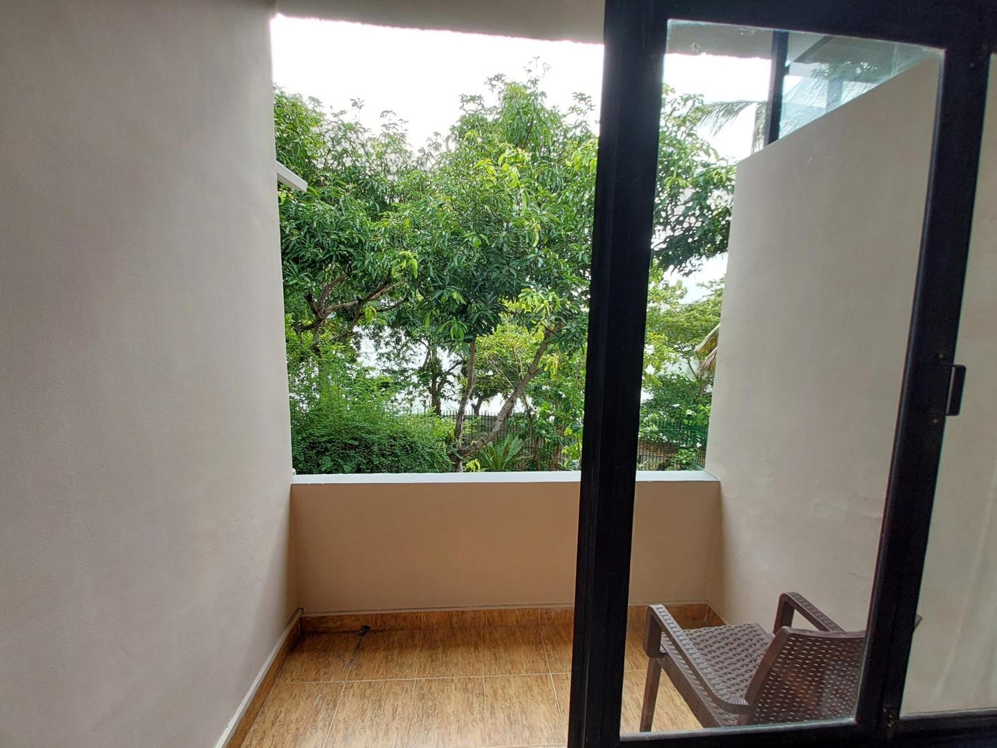 Lake Wave Hotel Anuradhapura Ngoại thất bức ảnh